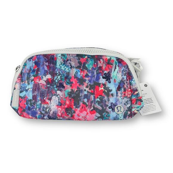 Lululemon Everywhere Belt Bag Crossbody Purse 1L Flower Glide Multi Fanny Pack - Picture 1 of 9
